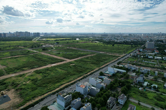 Việc phân lô bán nền ở các đô thị lớn sẽ bị cấm sau khi Luật Kinh doanh Bất động sản 2023 (sửa đổi) có hiệu lực Việc phân lô bán nền ở các đô thị lớn sẽ bị cấm sau khi Luật Kinh doanh Bất động sản 2023 (sửa đổi) có hiệu lực