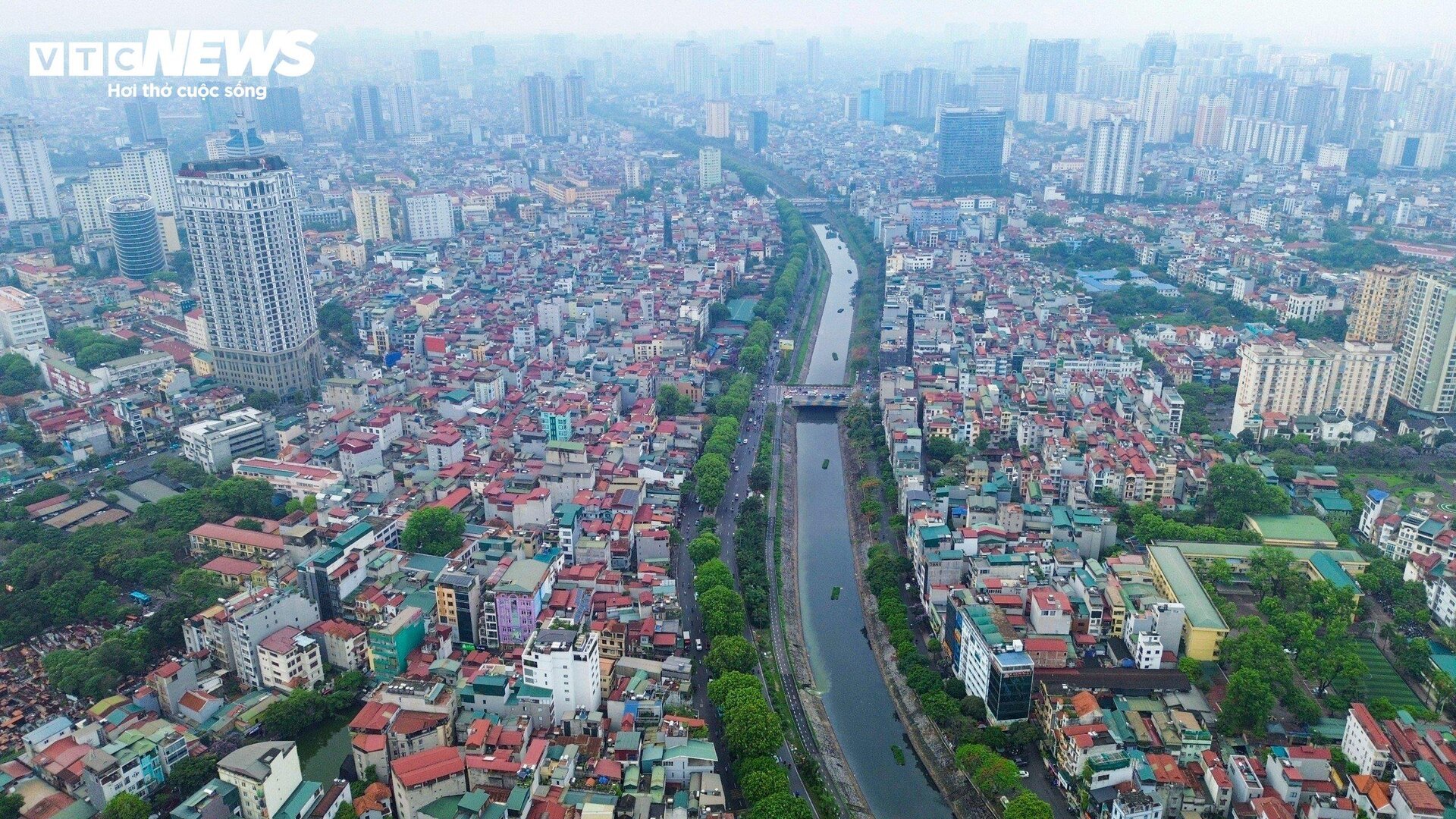 Mở rộng đường Láng: Thu hồi đất đấu giá để không còn cảnh bỗng thành mặt phố- Ảnh 1. Mở rộng đường Láng: Thu hồi đất đấu giá để không còn cảnh bỗng thành mặt phố- Ảnh 1.