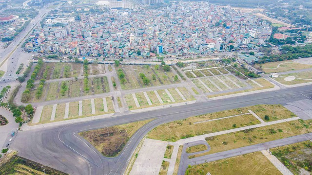 Hiện trạng 300.000 m2 đường đua F1 Mỹ Đình sau hơn 3 năm bị đóng băng - Ảnh 10.